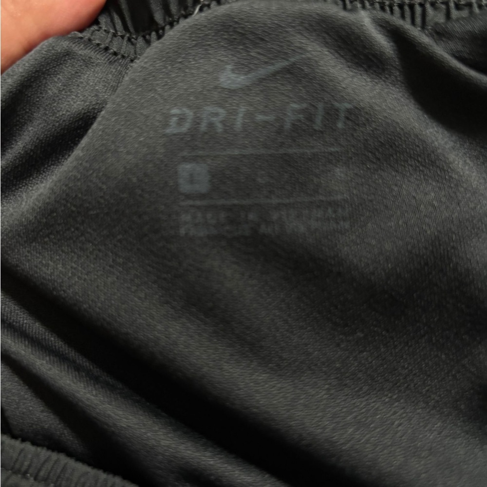 Nike Women's Black Athletic Shorts - Picture 3 of 3